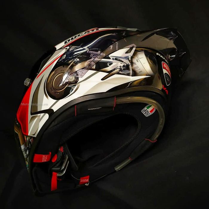 Helm AGV Pista Ducati Panigale V4 R