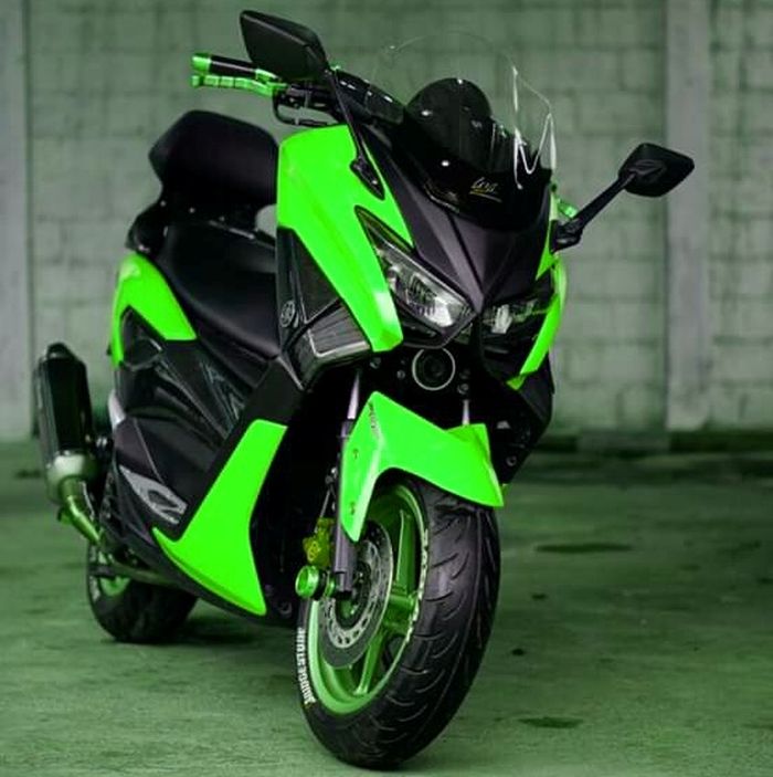 Yamaha NMAX Facelift berkelir hijau Kawasaki