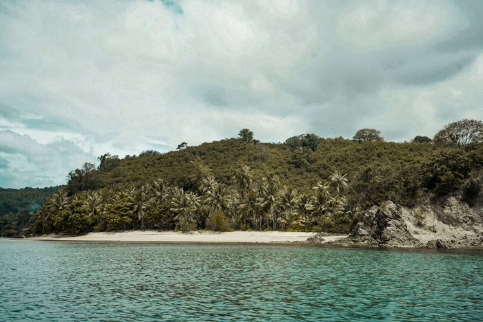 Perjalanan laut menuju Tanjung Silar