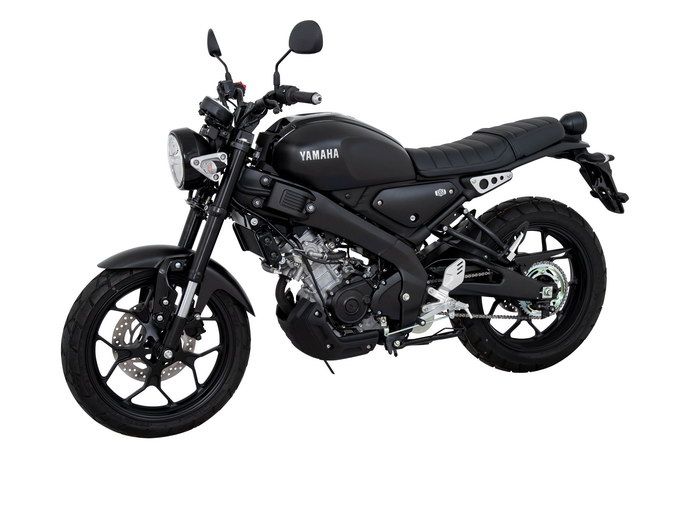 Yamaha XSR155 warna Black Elegance