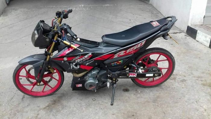 Suzuki Raider 150 merupakan nama Satria F150 di Vietnam dan Thailand