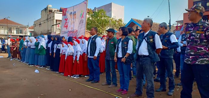 ROC melaksanakan upacara bendera di Bandung dalam rangka memperingati Hari Kemerdekaan Republik Indonesia ke-74