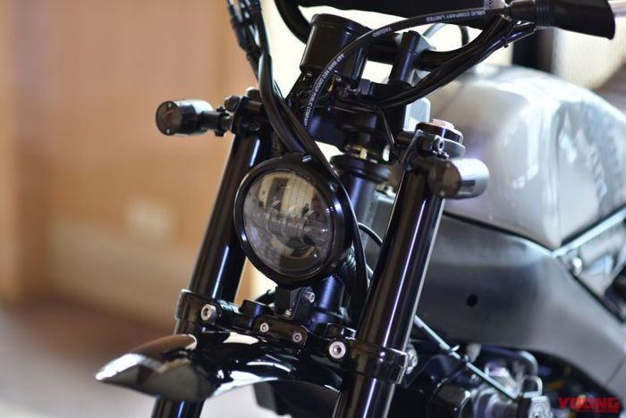 Lampu-lampu juga diganti dengan ukuran yang lebih kecil