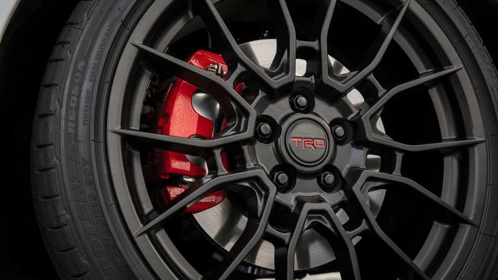 Pelek Camry TRD 2020