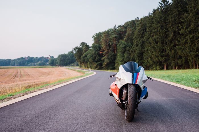 Tampang depannya galak banget