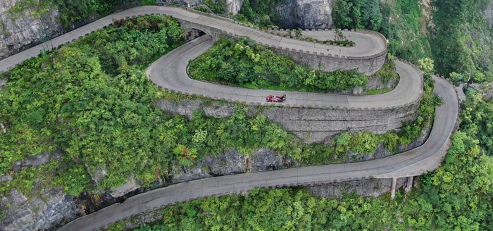 VW ID.R takhlukkan trek  Big Gate Road yang sulit