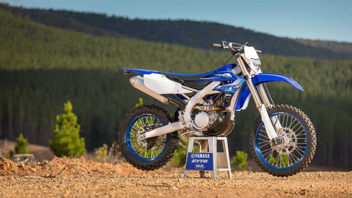 Penampilan samping dari Yamaha All-New WR250F 2020.