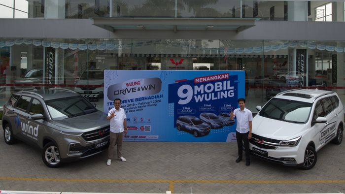 Wuling hari ini menggelar program Wuling &lsquo;Drive &amp; Win&rsquo; yang dilaksanakan di seluruh jaringan diler Wuling di Indonesia.