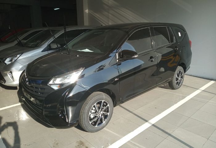 Salah satu dealer Toyota di Jakarta sudah mendapatkan alokasi Toyota Calya Facelift.