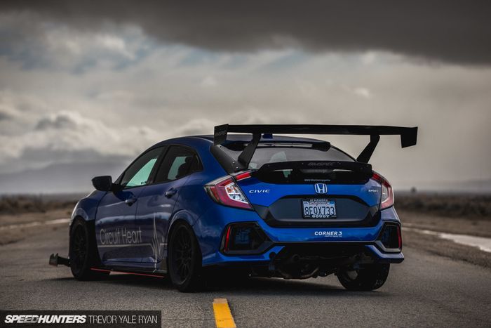 Bukan cuam eksterior yang diubah, kabin dan mesin juga