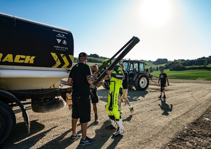 Valentino Rossi bangun trek baru oval di The Ranch-nya jelang MotoGP San Marino