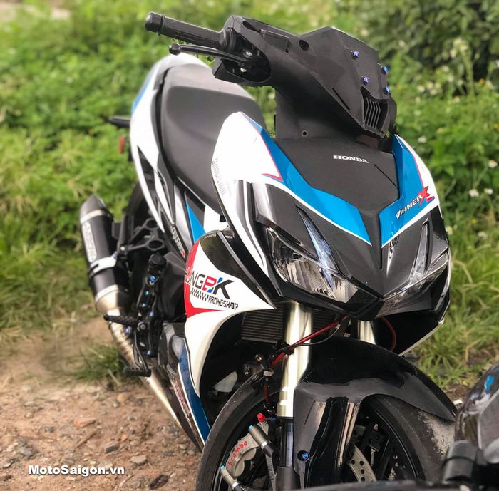 Wujudnya jadi kekar berkat kaki-kaki Yamaha R1