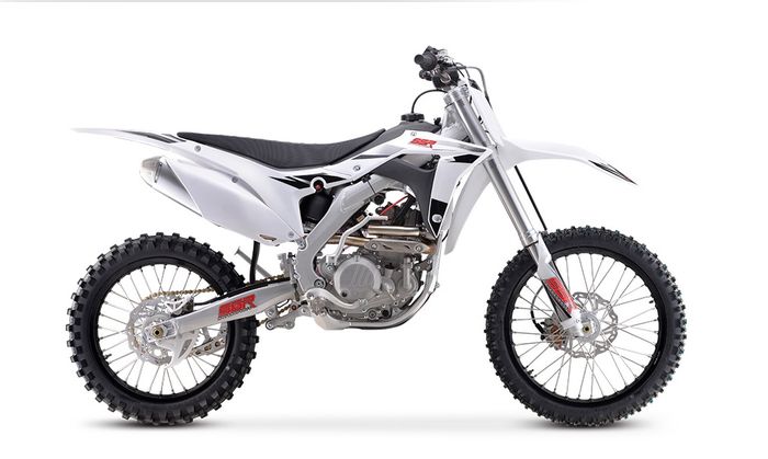 Motor Trail SSR Motorsports SR300S dari sisi kanan.