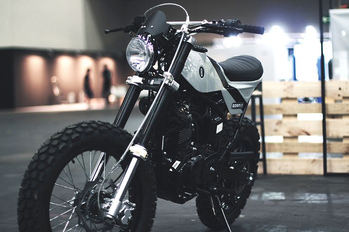 Rombakannya terinspirasi motor trail