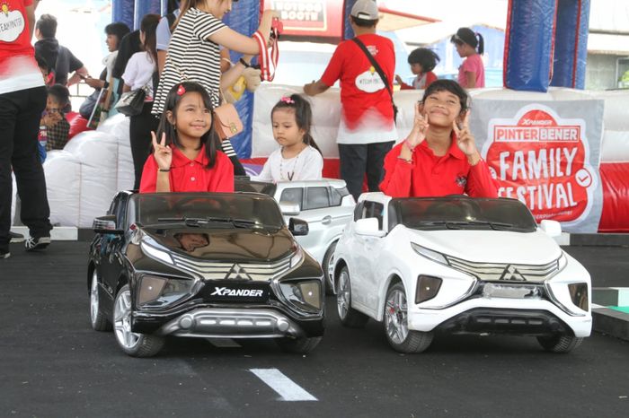 Salah satu permainan untuk anak di Pinter Bener Family Festival Surabaya