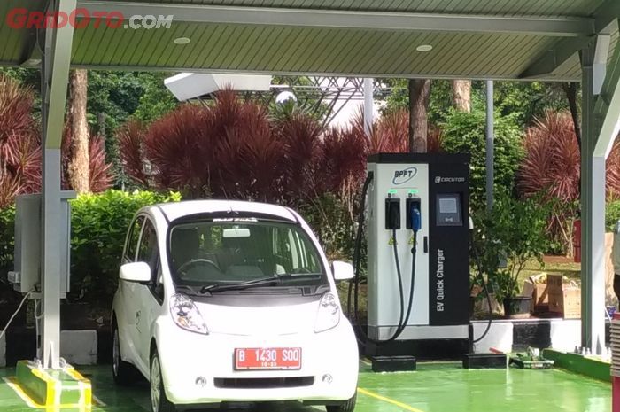 Ilustrasi charging station mobil listrik yang diresmikan BPPT di Jakarta (5/12/2018)
