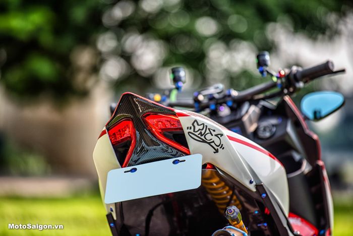 Buntutnya Ducati Panigale banget