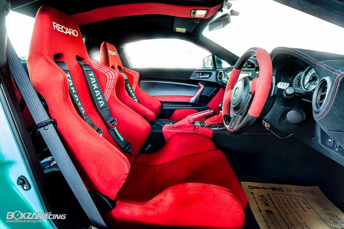 Kabin juga ikut diubah sporti