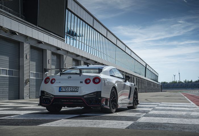 Harga Nissan GT-R Nismo terbaru makin melambung