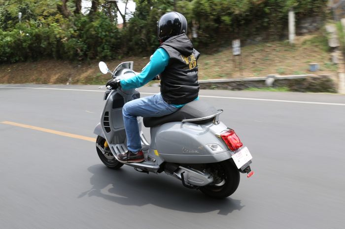 Vespa GTS Super Tech 300 lebih bertenaga