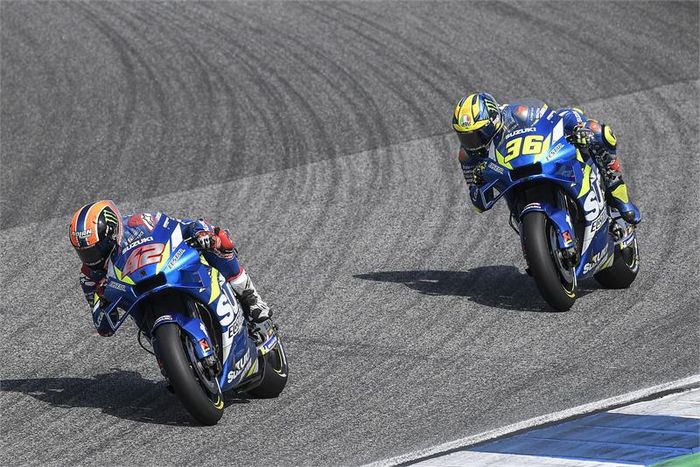 Alex Rins dan Joan Mir, pembalap Suzuki Ecstar MotoGP