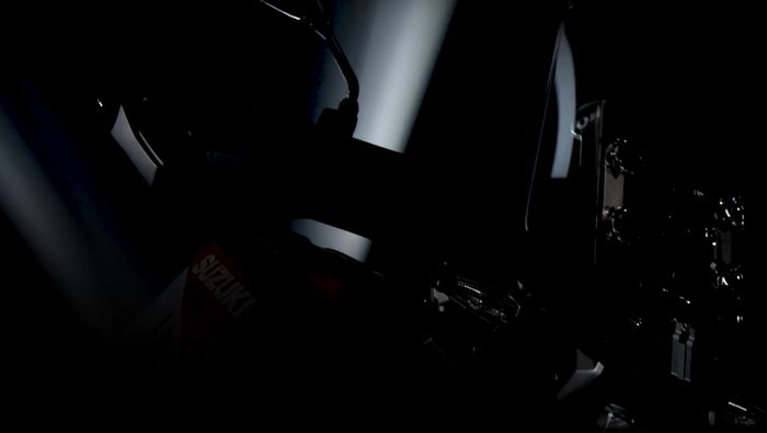 Lekukan bodi motor terbaru Suzuki yang akan luncur di EICMA Milan 2019.