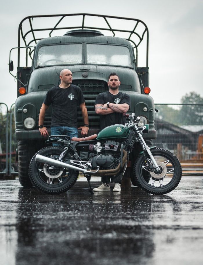 Kelihatan garang banget Honda CB450 DX ini