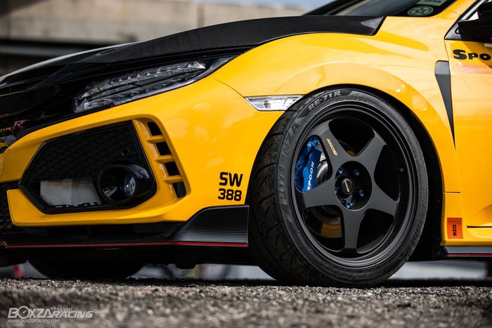 Sektor kaki-kaki juga mendukung tampilan sporti