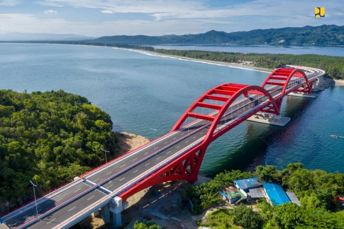 Jembatan Youtafe/Jembatan Holtekamp menjadi jembatan terpanjang di Papua.
