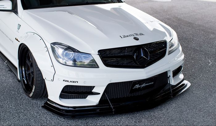 Fascia dibuat lebih sangar