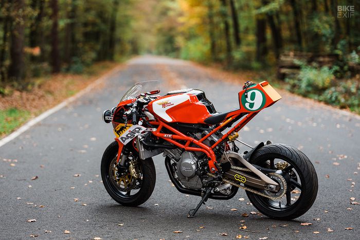 Finishingnya pun dibuat begitu menarik