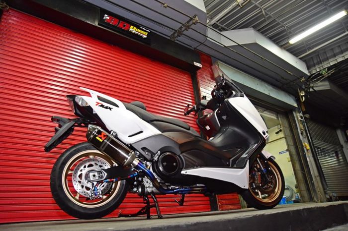 Istimewa  banget kan Yamaha TMAX ini