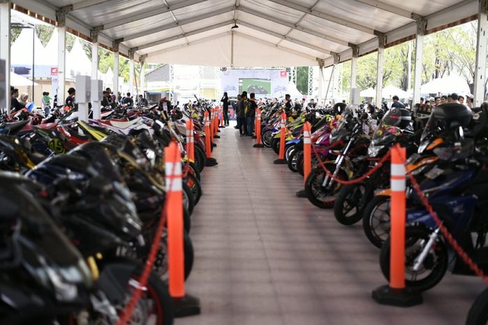 Motor yang mengikuti Honda Modif Contest 2019 Jakarta cukup ramai