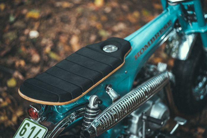 Joknya dibuat dari papan skate