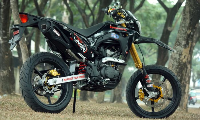 Honda CRF 150 Racing Boy tampak belakang