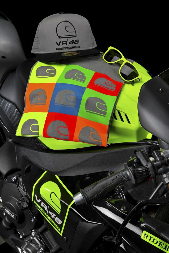 Ini nih desain merchandise Valentino Rossi untuk kategori VR46 Riders Academy Monster tahun 2020