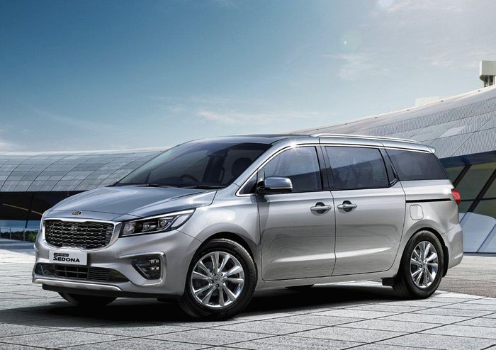 KIA Grand Sedona