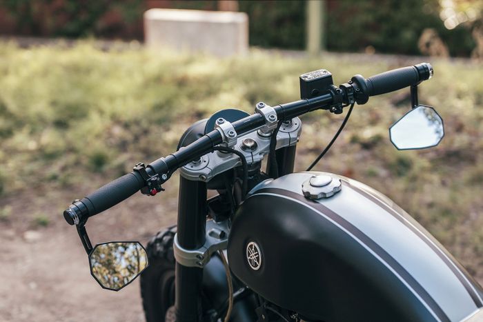 Tangki Benelli Mojave dipadukan setang zero drag bikin tampangnya makin cakep