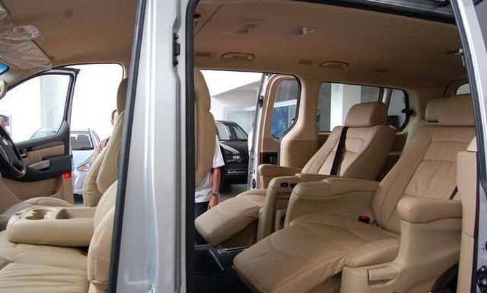 Interior Hyundai H-1 Royale