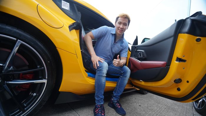Pahlawan bulu tangkis Indonesia, Marcus F Gideon menjadi salah satu orang yang memiliki Toyota GR Supra dari 4 konsumen pertama di Indonesia