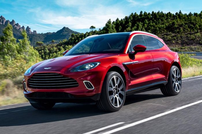 Aston Martin DBX