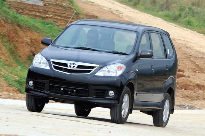 Toyota Avanza 1.3 G A/T