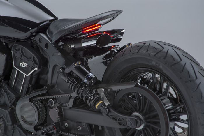 Bobber pakai knalpot underseat itu bukan hal yang biasa