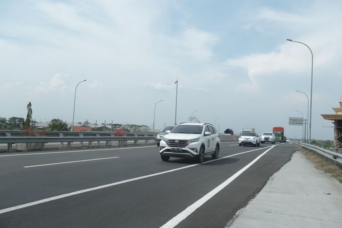 Toyota Rush sukses bertransformasi secara total dan tetap dapat diterima dengan sangat baik oleh pasar.