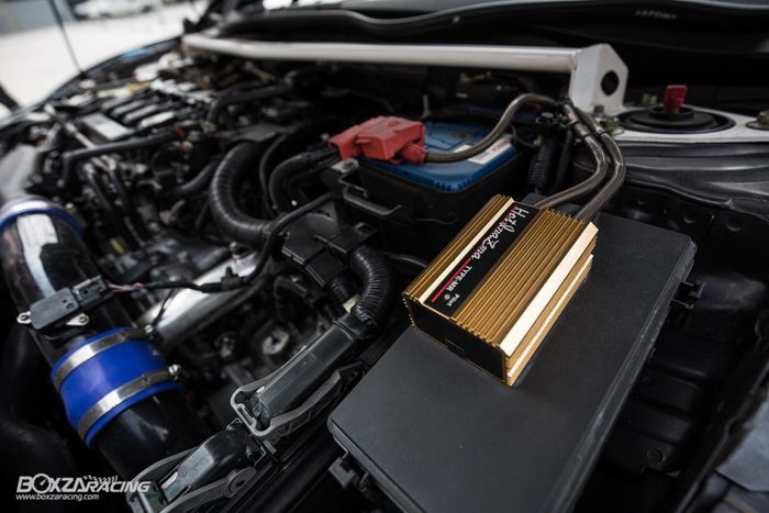 Hondata by K-Nimaru Racing box