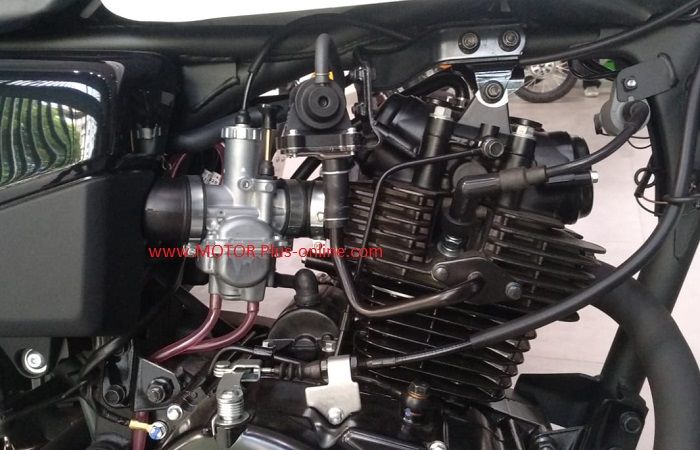 Kawasaki W715TR masih menggunakan sistem karburator.