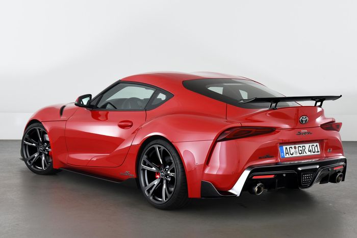 Tampilan belakang Toyota Supra GR terbaru hasil garapan AC Schnitzer 