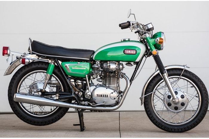 Yamaha XS650, motor 4-tak Yamaha pertama di dunia