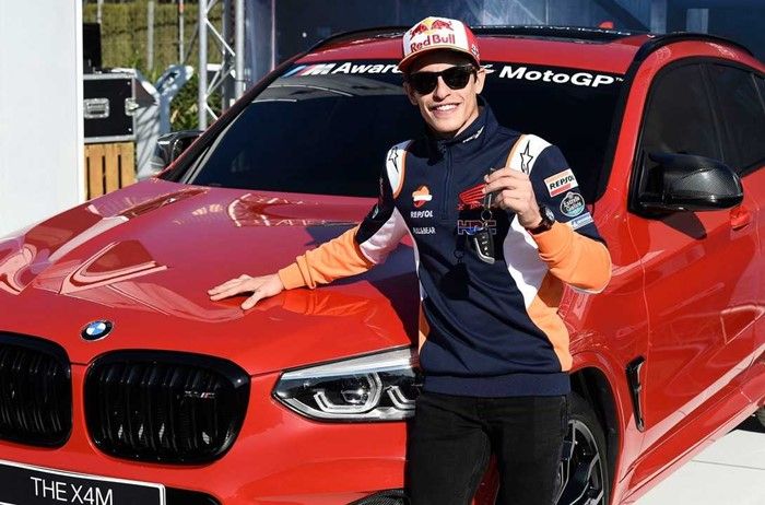 Marc Marquez pamer X4 M dari BMW M Award 2019