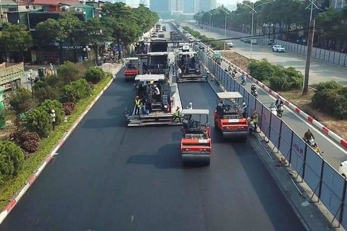 Sikruit jalan raya Hanoi akan selesai Januari 2019